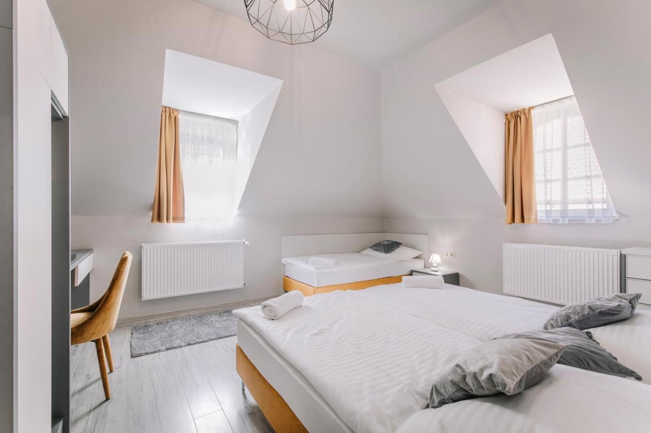 Soho Apartmanhaz Gyor Luaran gambar