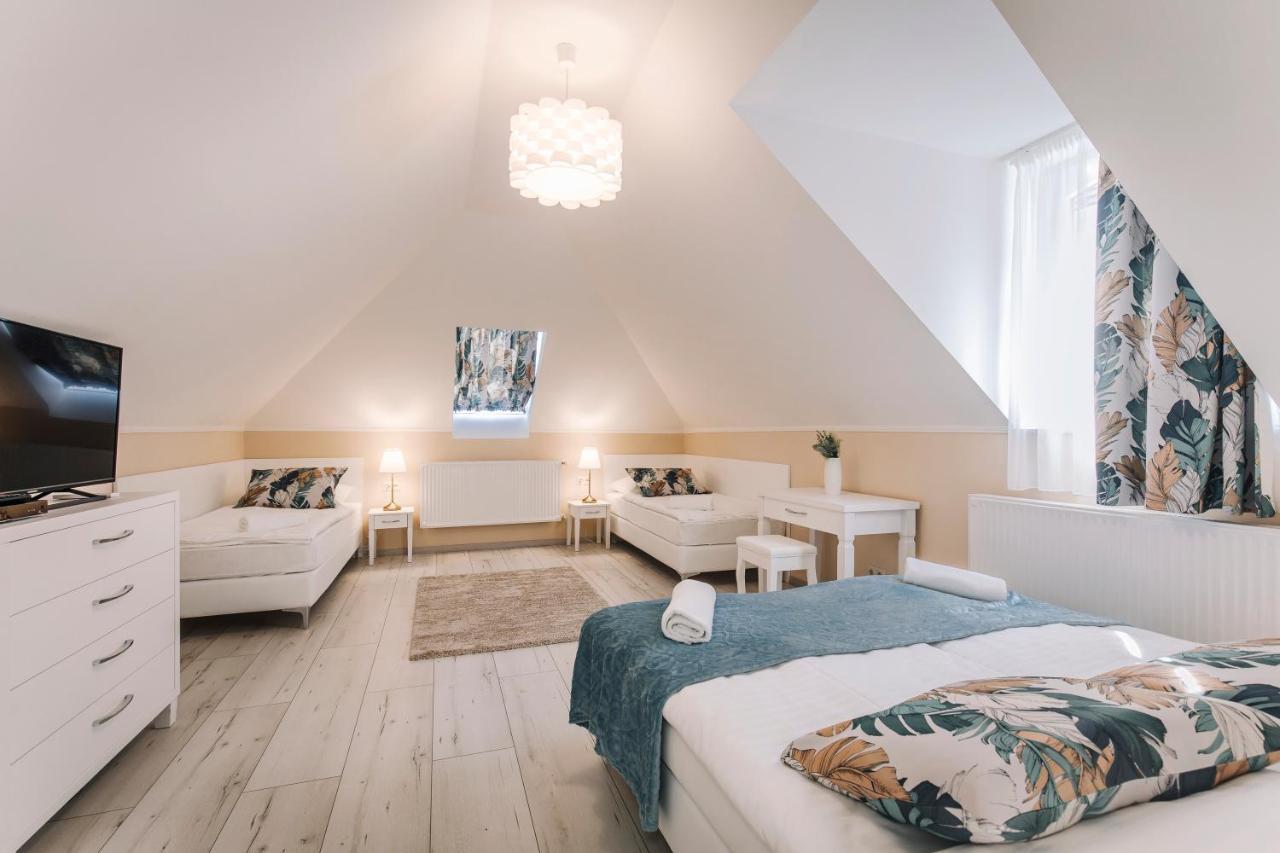 Soho Apartmanhaz Gyor Luaran gambar